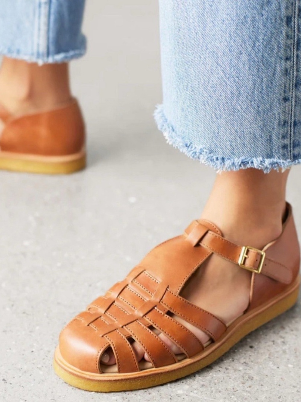 Angulus Womens Leather Fisherman Sandals
